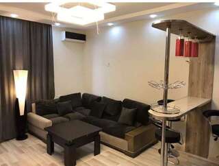 Апарт-отели ORBI SEA TOWERS Батуми Семейный номер с видом на море-10